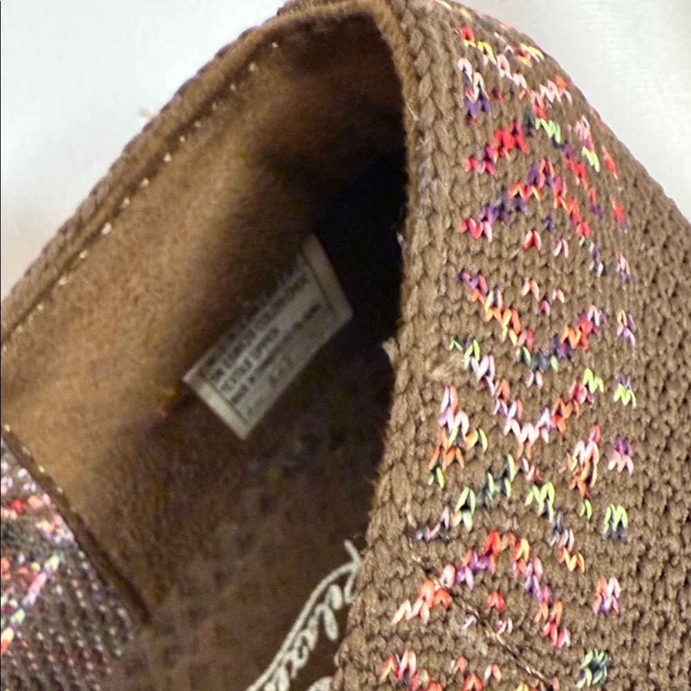 Skechers Women's Brown Slip-On Sneakers like New - Picture 10 of 10
